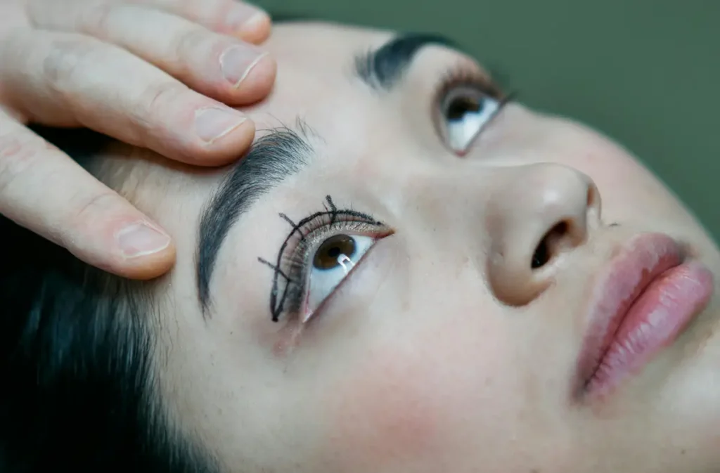 How To Hide Blepharoplasty Scars – Beautiful With Brains